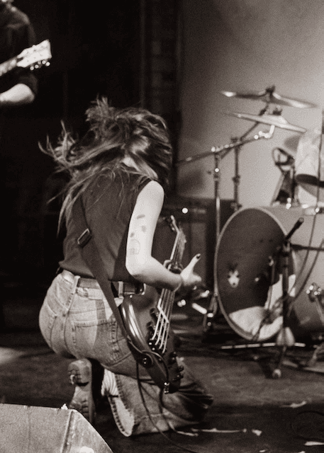 5A0F7261 A068 4DA6 A100 B386B0EB8046 (Dickens Pub Tori Morley Juliez Andrews)